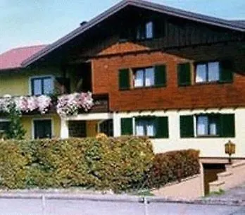 Гостевой дом Отель Haus Kernstock Зальцбург